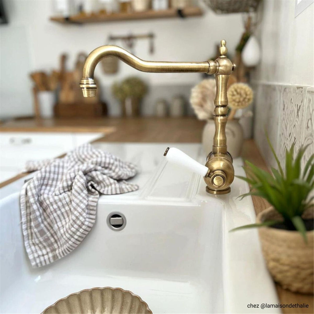 Robinet vintage vieux bronze MARIUS